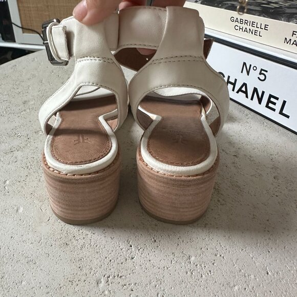 NEW NIB FRYE Women's Cindy 2-Piece Leather Ankle Strap Block Heel Sandal Ivory 6 - Picture 8 of 12